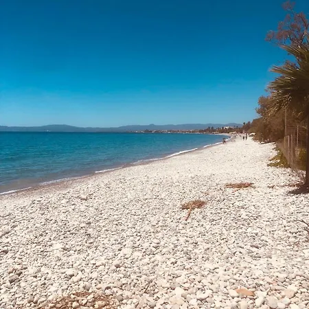 Barreira Beachfront Rooms 4 Kalamata Exterior photo